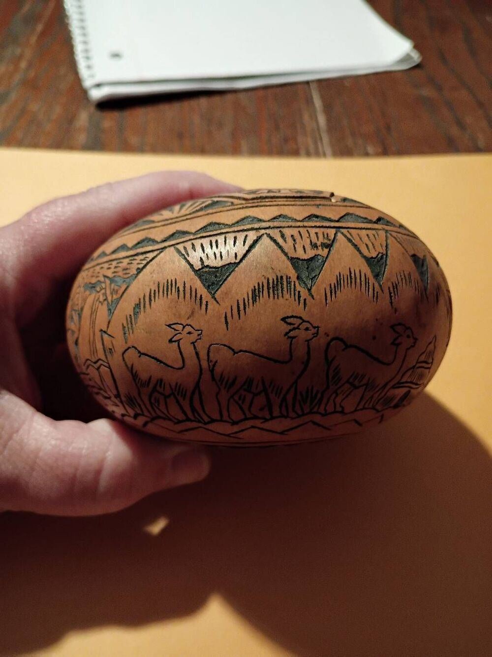 Vintage Signed Peruvian Hand-Carved Gourd Leoncio V.L. Peru with Lid
